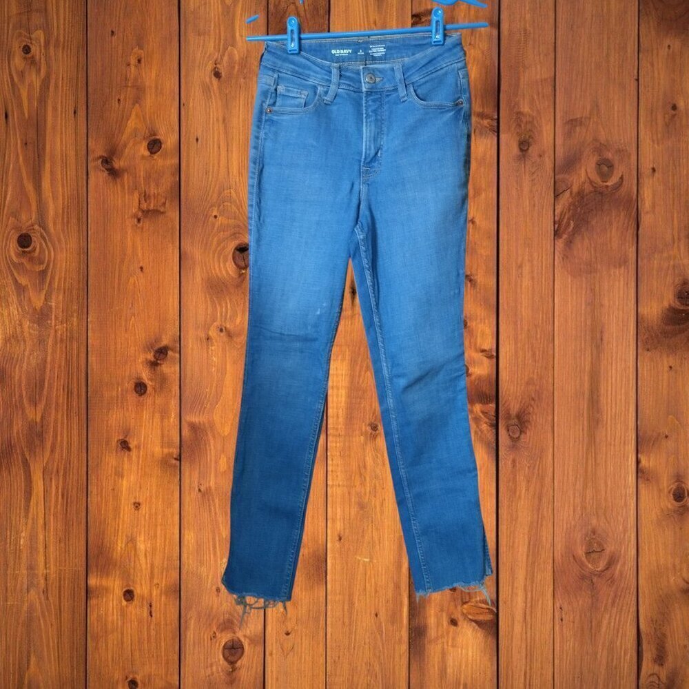 Old Navy 360 Stretch Women's Size 2P Extra High Rise Rockstar Super Skinny Jeans